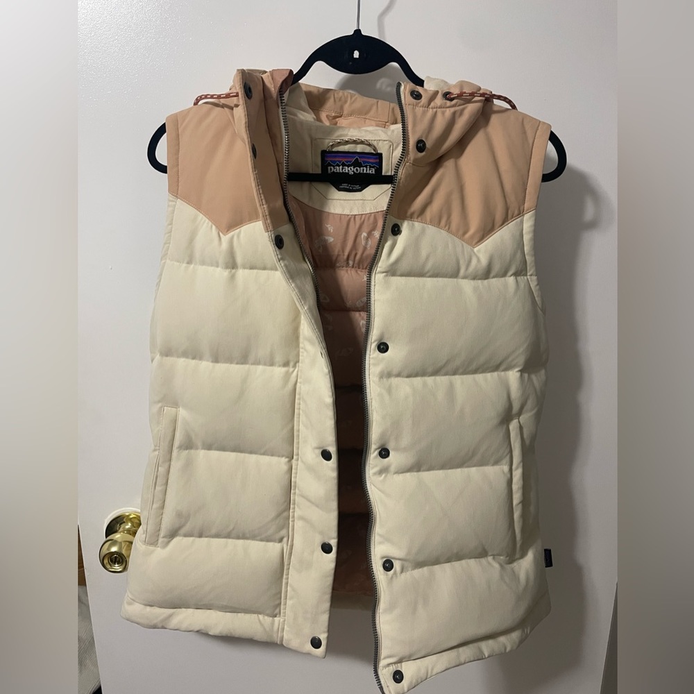 Patagonia Bivy Hooded Vest - Women’s size Medium